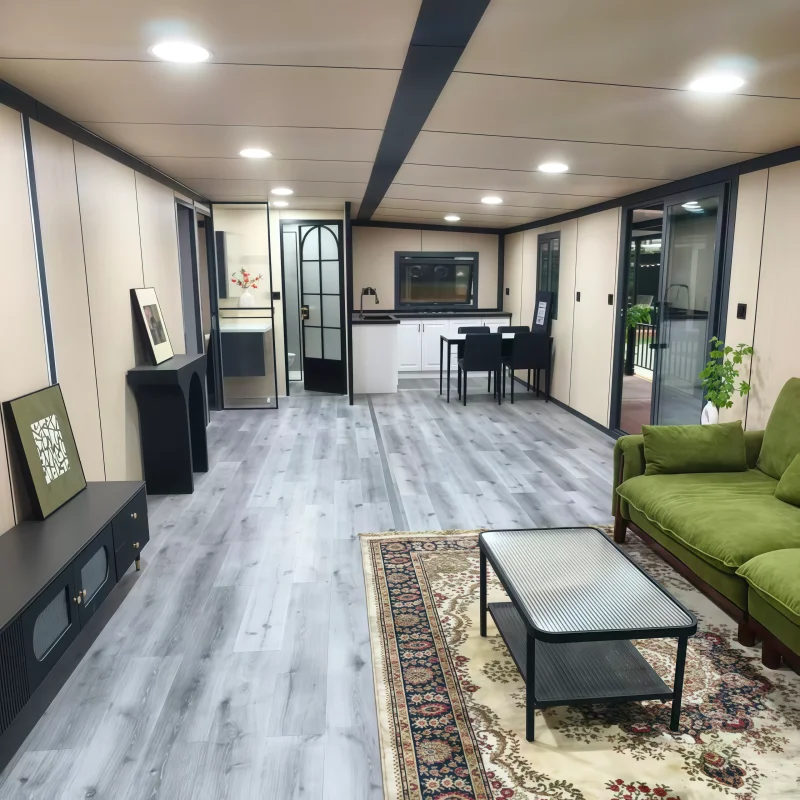 10FT interior 1