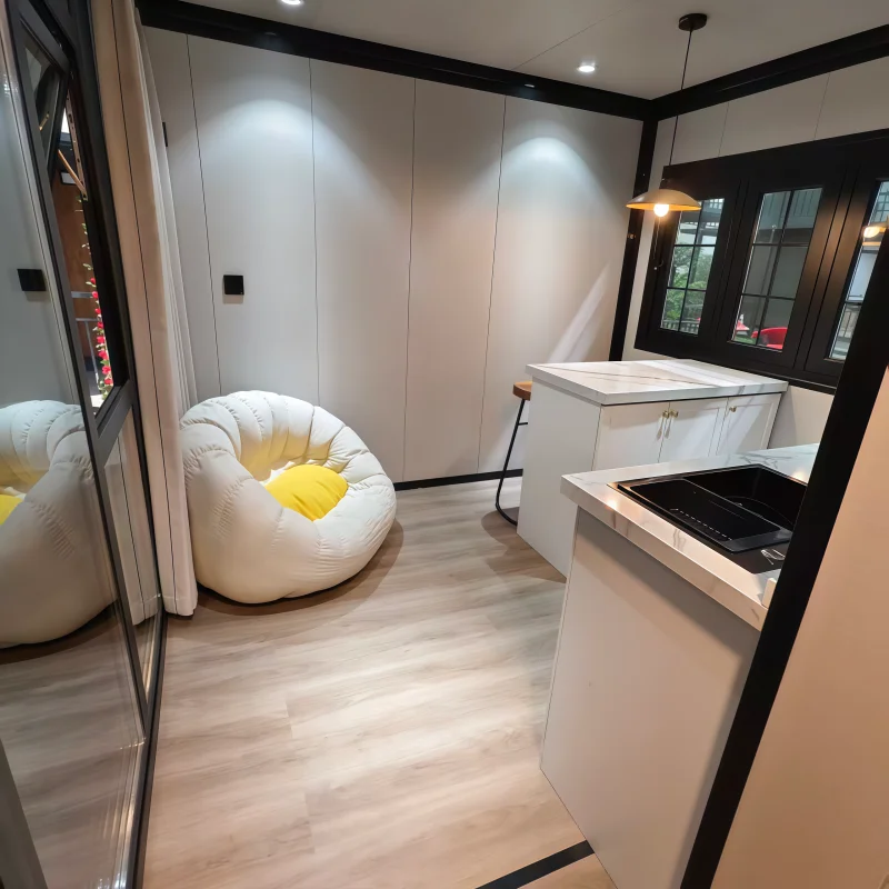 30FT interior 2